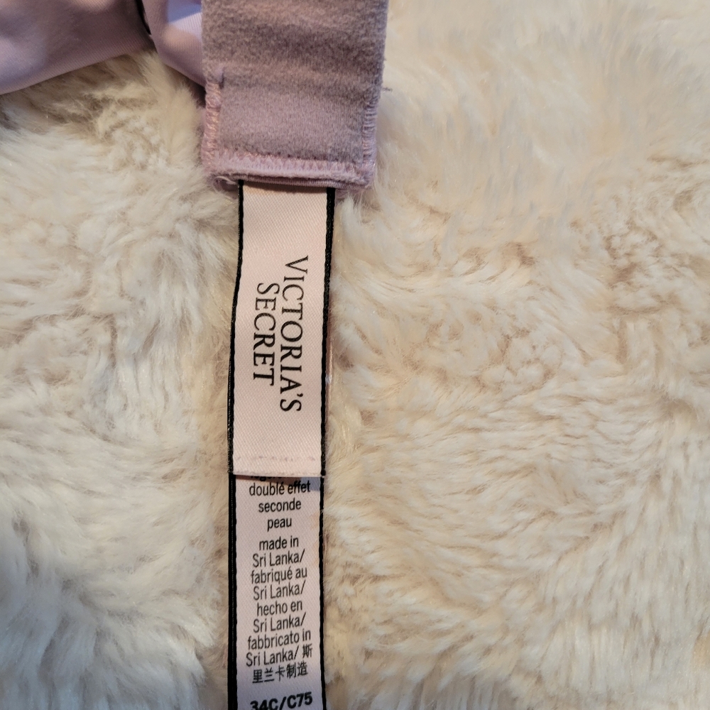 Victoria Secret lavender underwire bra